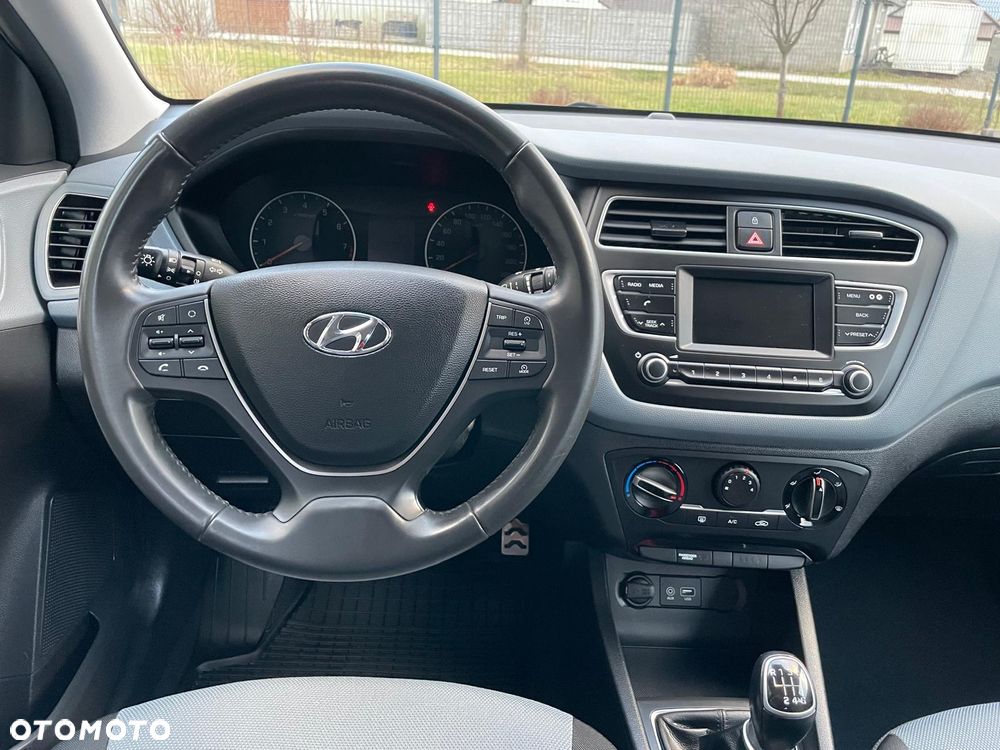 Hyundai i20 blue 1.4 Active Select - 17