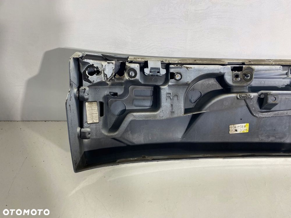 blenda klapy bagażnika tył renault clio iv kombi eu - 9