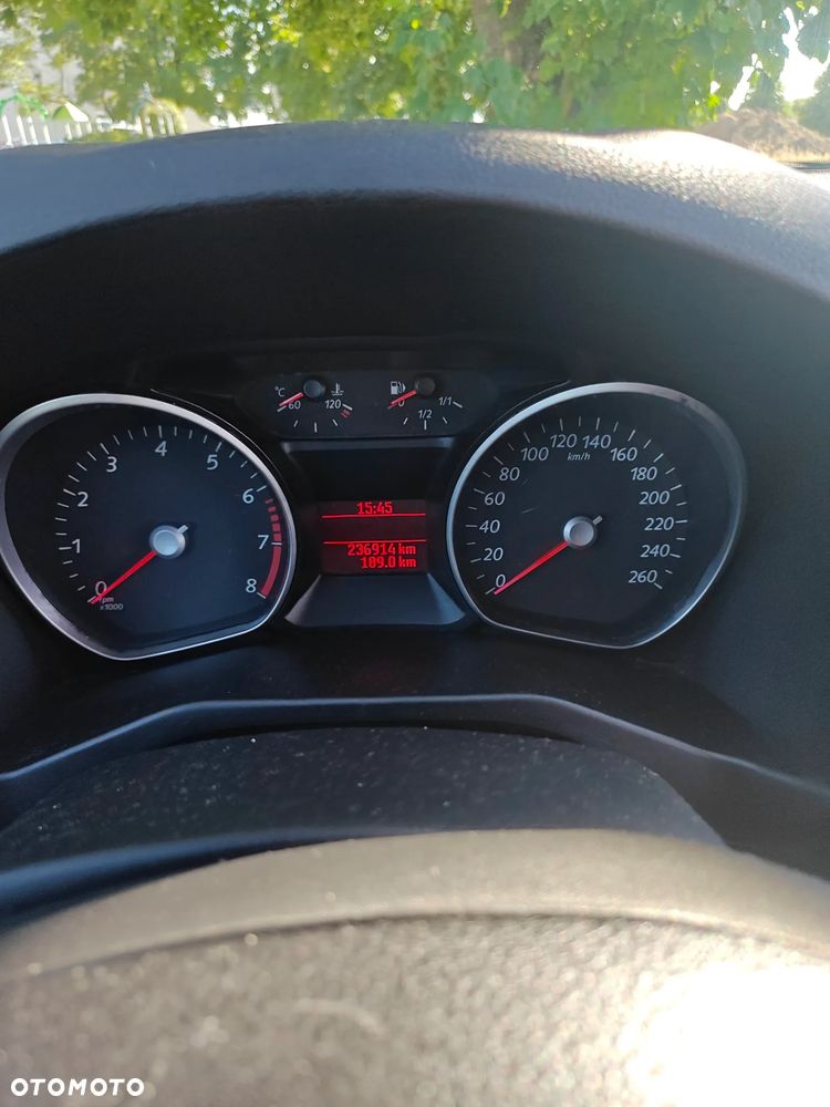 Ford Mondeo 2.0 FF Titanium - 12