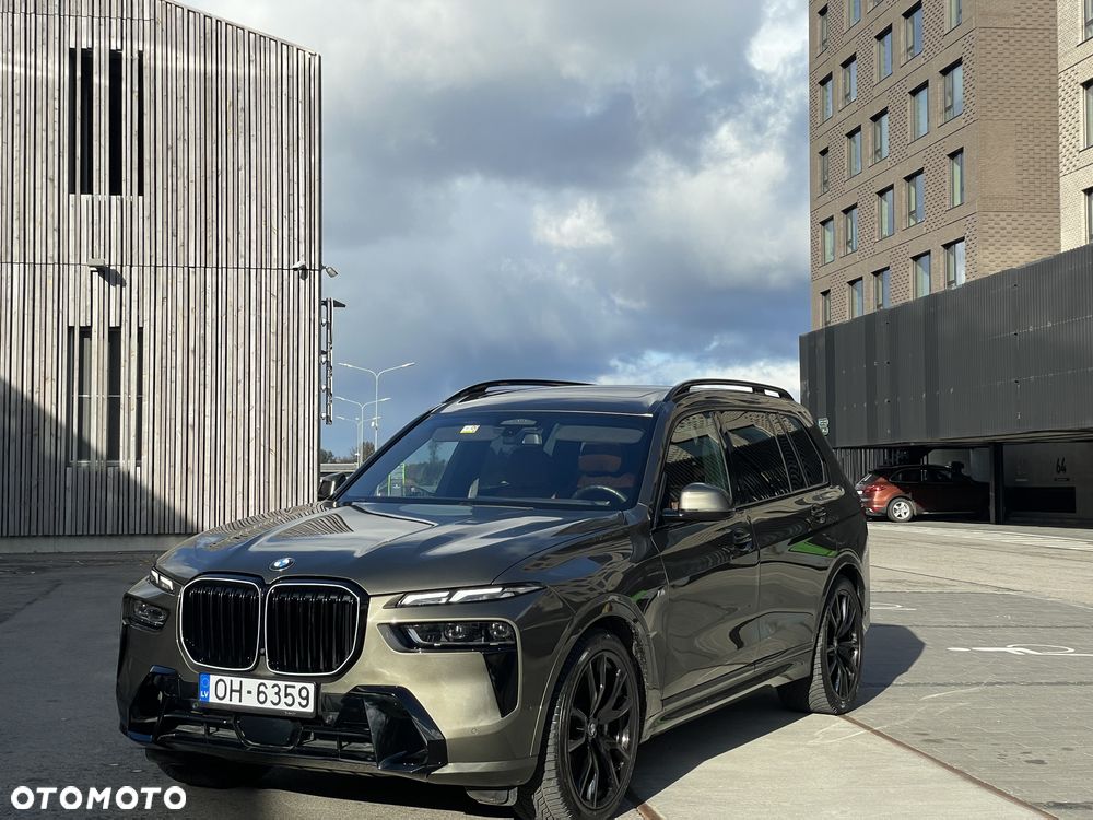 BMW X7 M50d sport - 24