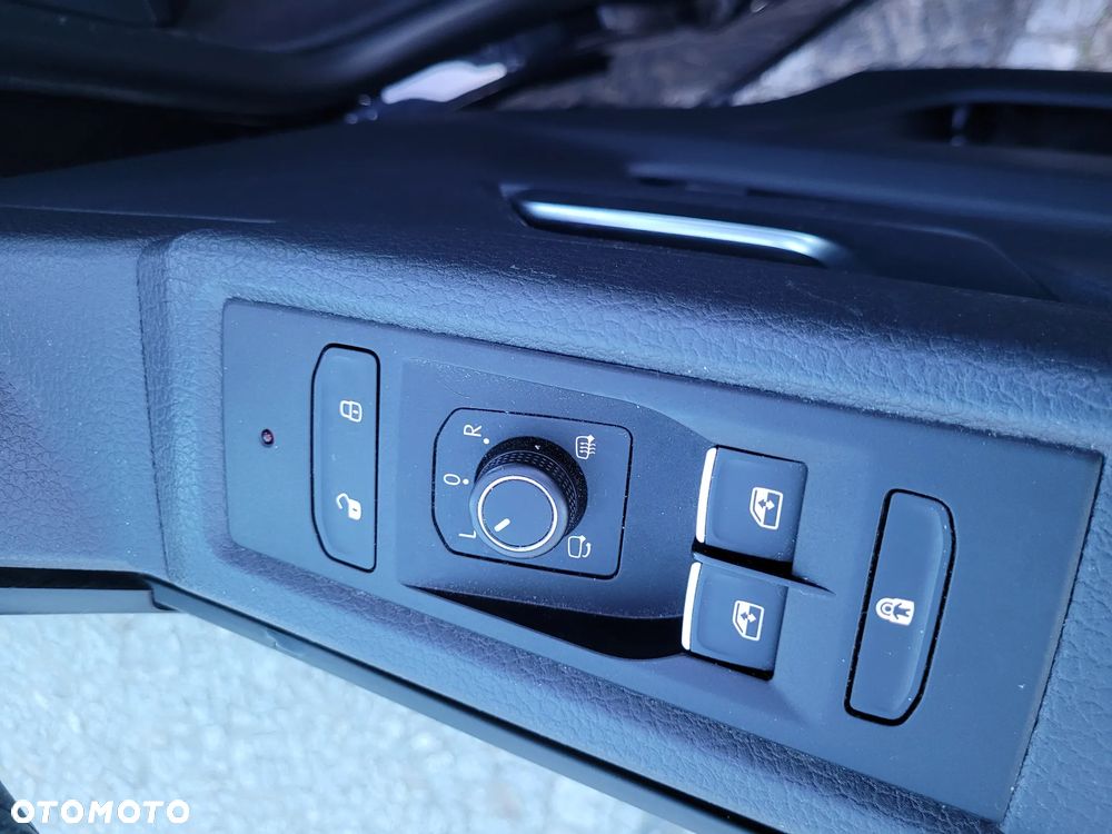 Volkswagen Multivan 2.0 TDI L1 Comfortline DSG - 16