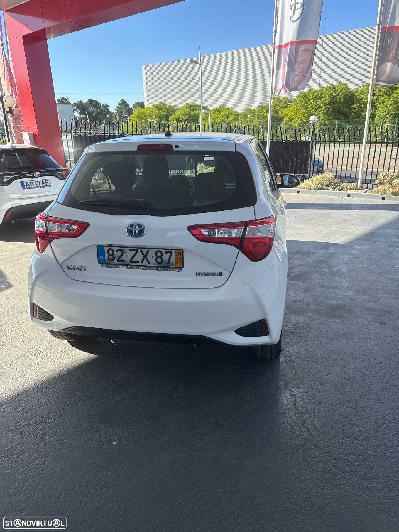 Toyota Yaris 1.5 HSD Comfort - 2