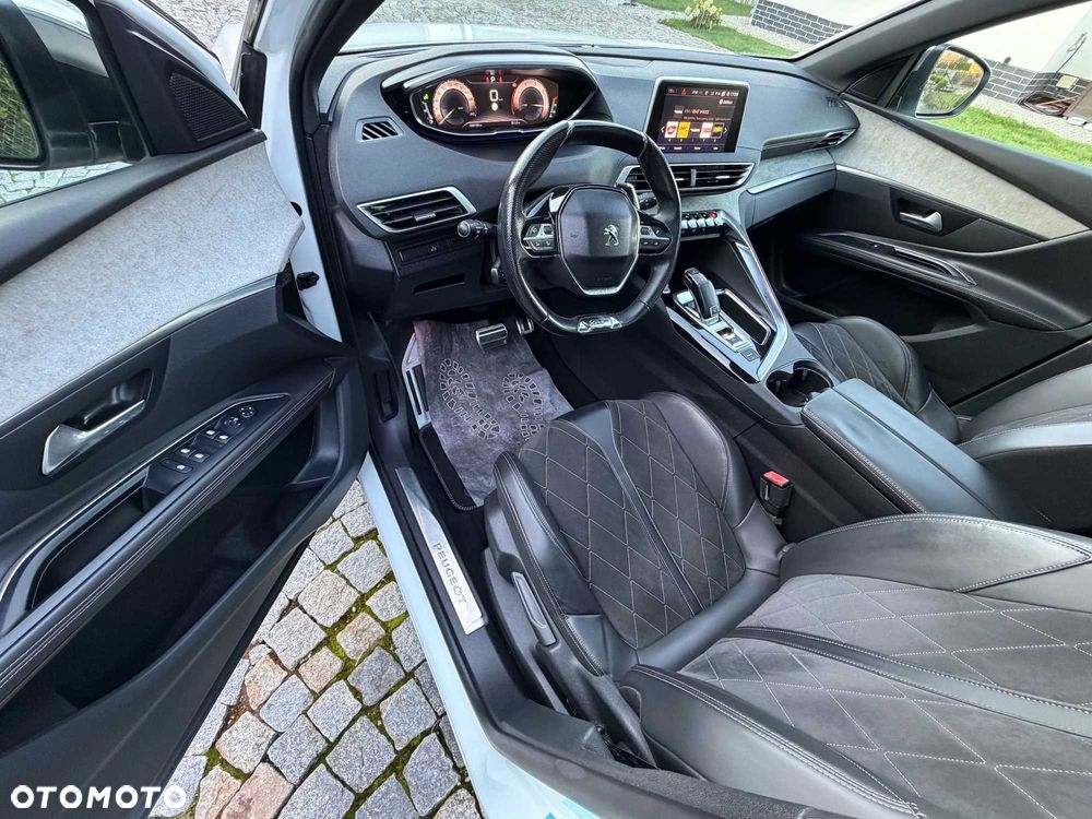 Peugeot 5008 - 5