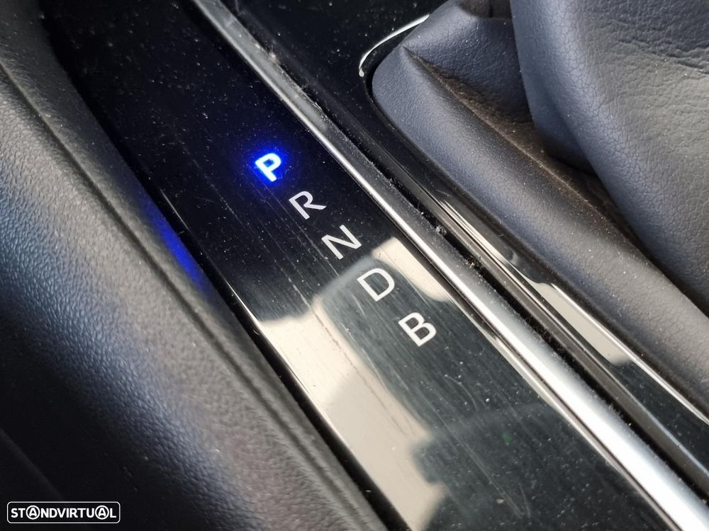 Toyota Corolla 1.8 Hybrid Comfort - 39