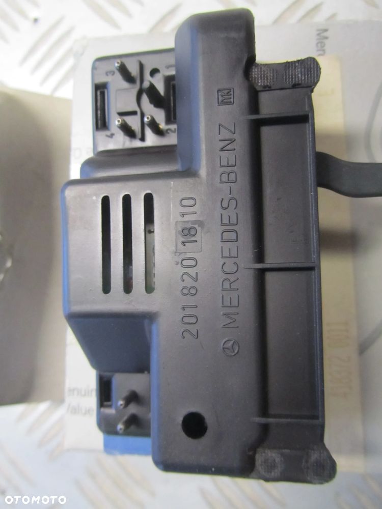 REGULATOR 2018201810 - 4