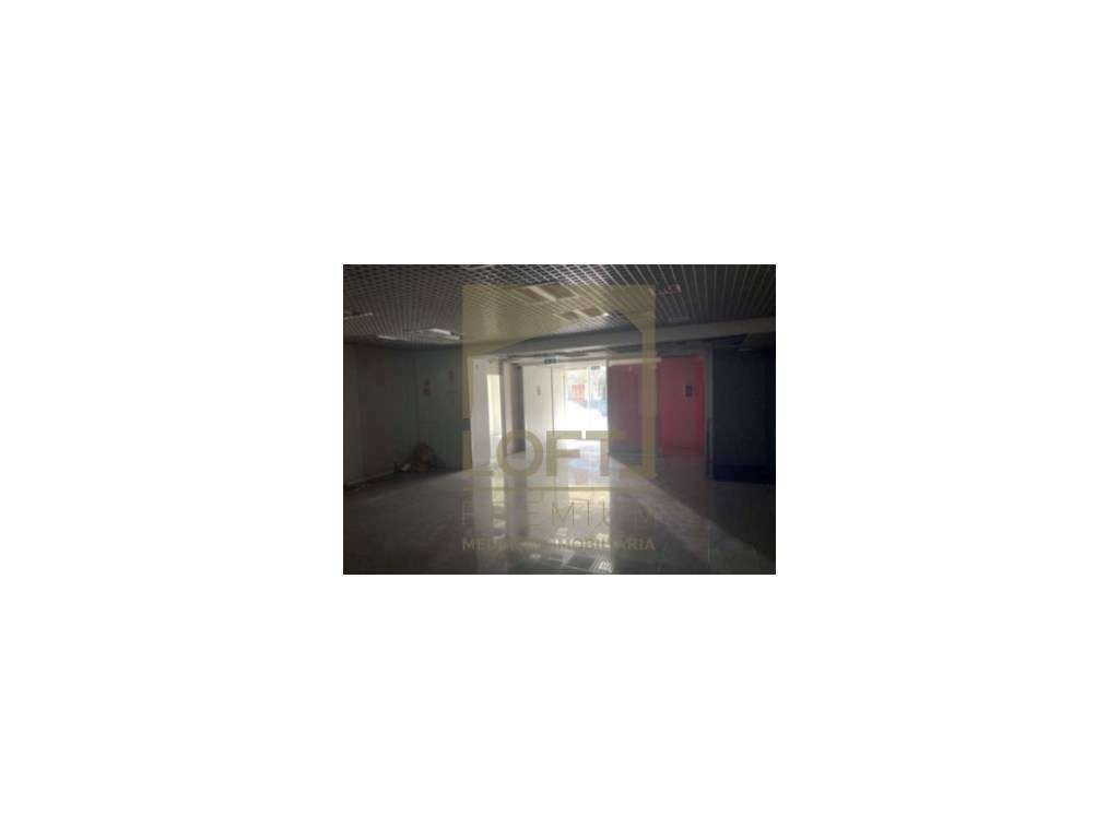 Loja com 2 Pisos no centro da Maia - Grande imagem: 3/6