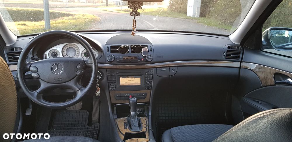 Mercedes-Benz Klasa E 220 CDI Automatik Elegance - 11