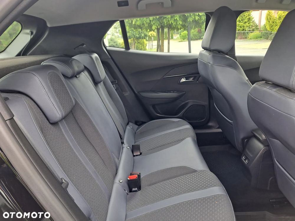Peugeot 2008 1.2 Pure Tech GPF Active S&S - 21