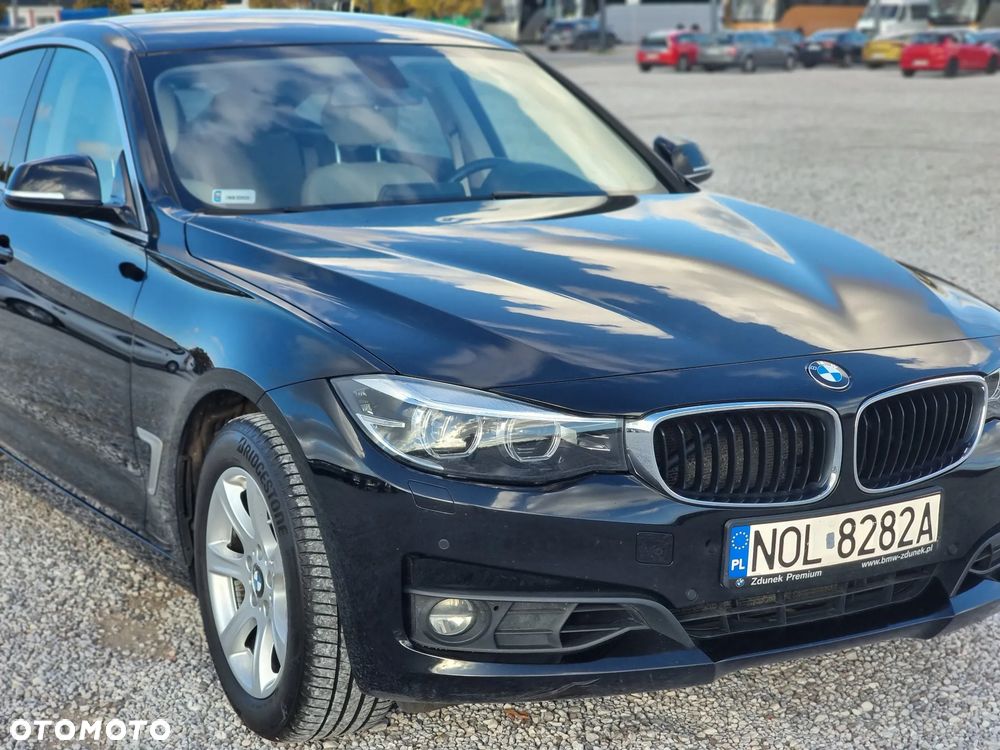 BMW Seria 3 320i - 15