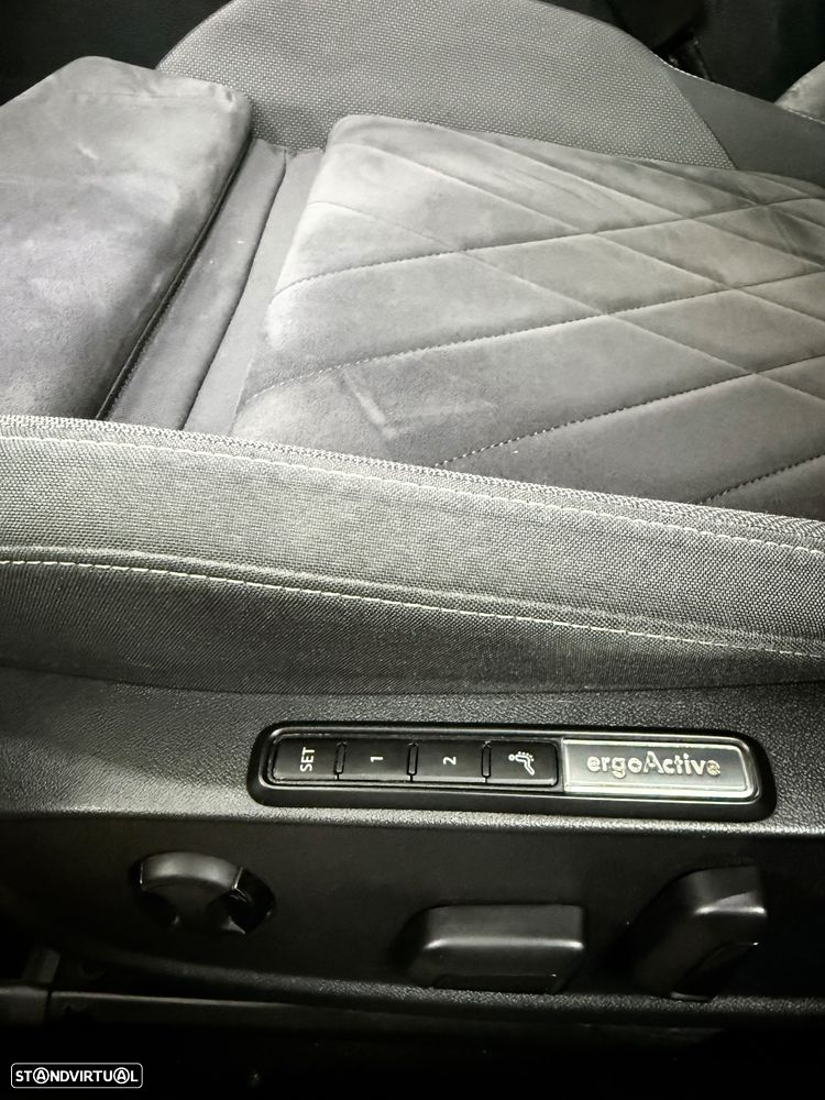 VW Golf 1.4 TSI e-Hybrid DSG - 21