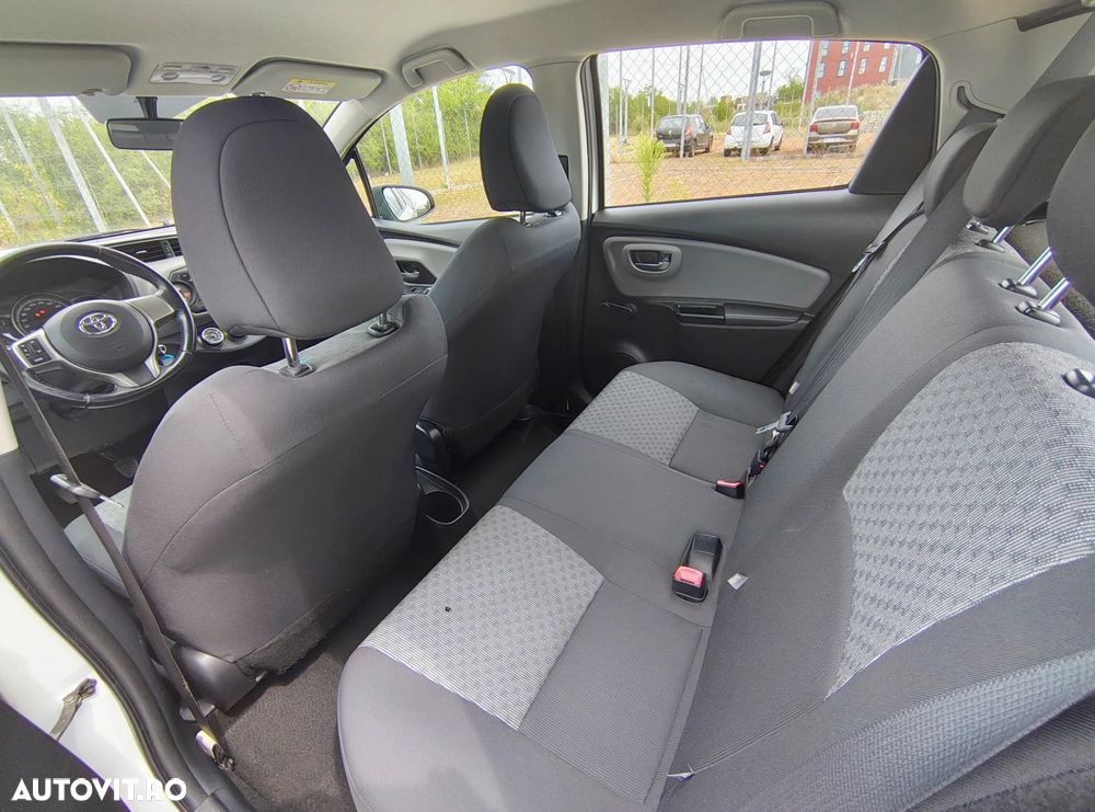 Toyota Yaris 1.0 VVT-i Terra - 11