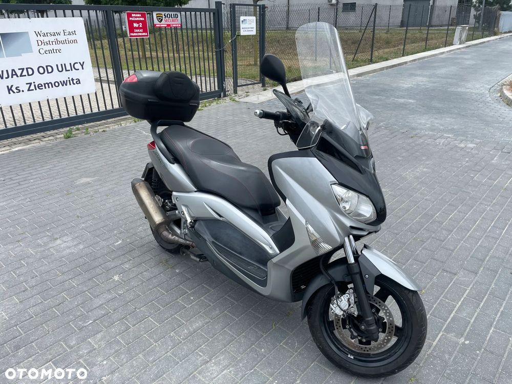 Yamaha X-max - 4