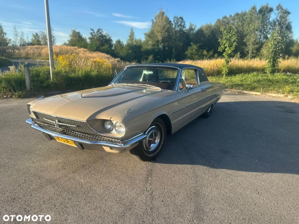 Ford Thunderbird - 3