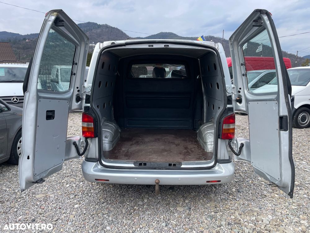 Volkswagen Transporter T5 - 6