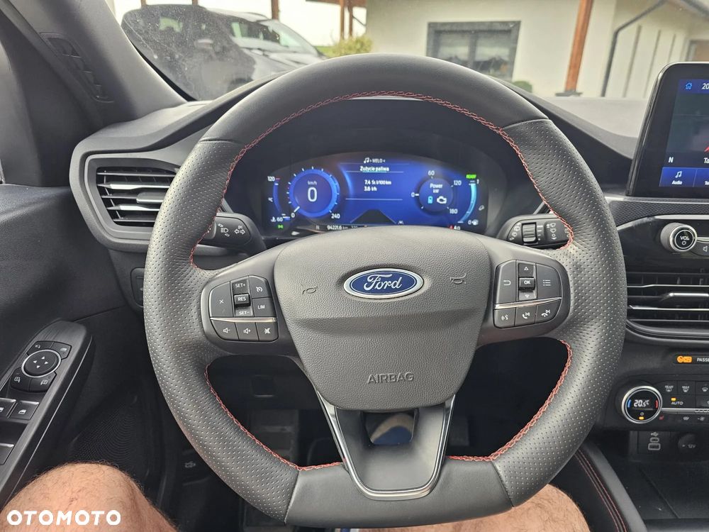 Ford Kuga 2.5 FHEV FWD ST-Line - 12