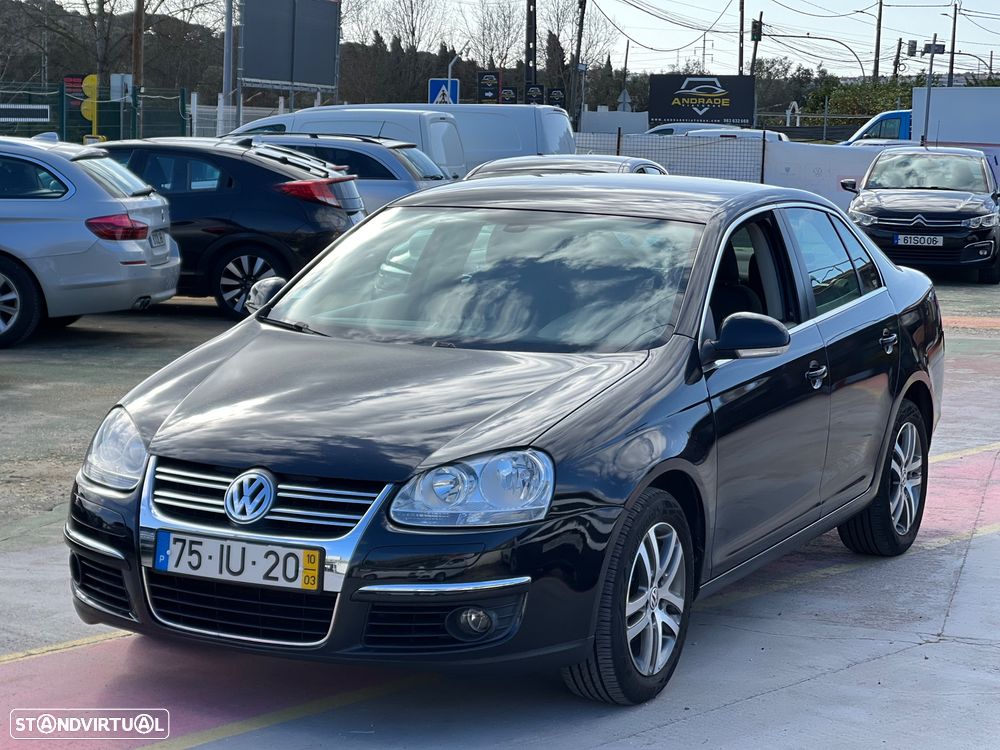 VW Jetta 1.6 TDi Confortline - 7