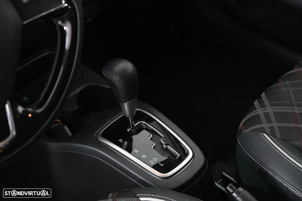 Mitsubishi Space Star 1.2 Connect Edition CVT - 25