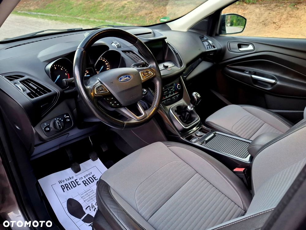 Ford Kuga 2.0 TDCi 4x2 Titanium - 21