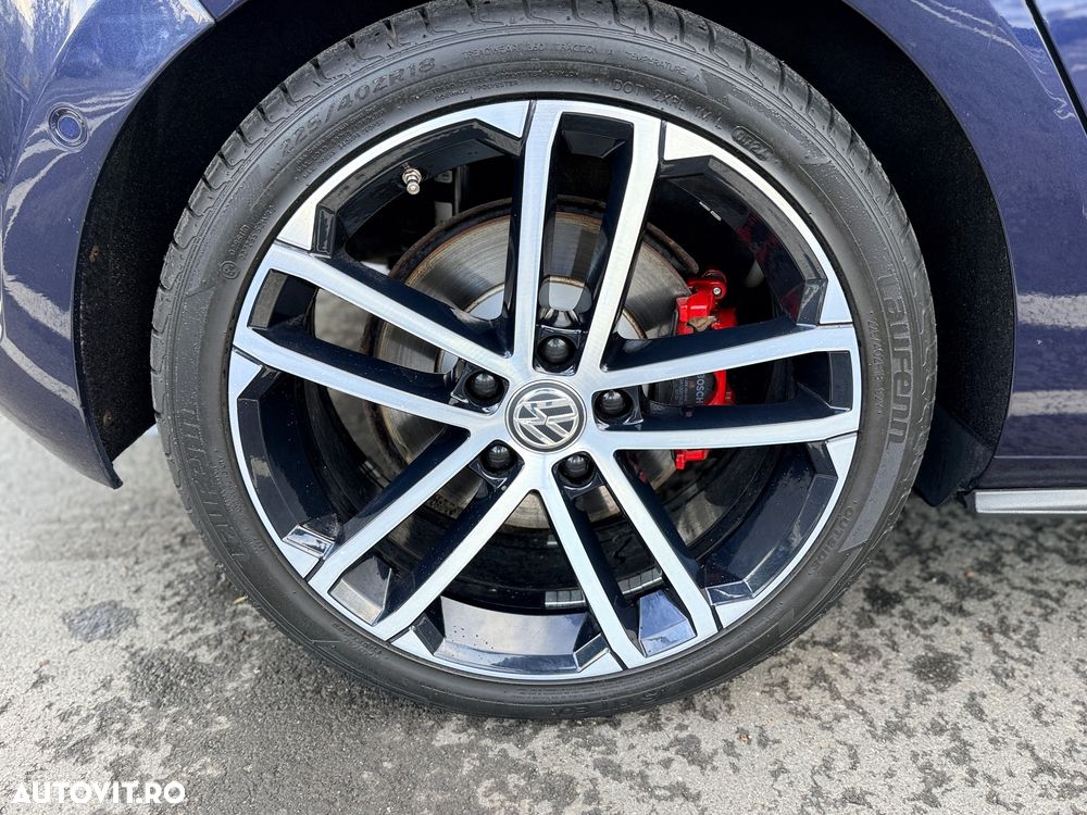 Volkswagen Golf 2.0 TDI DPF BMT DSG GTD - 12