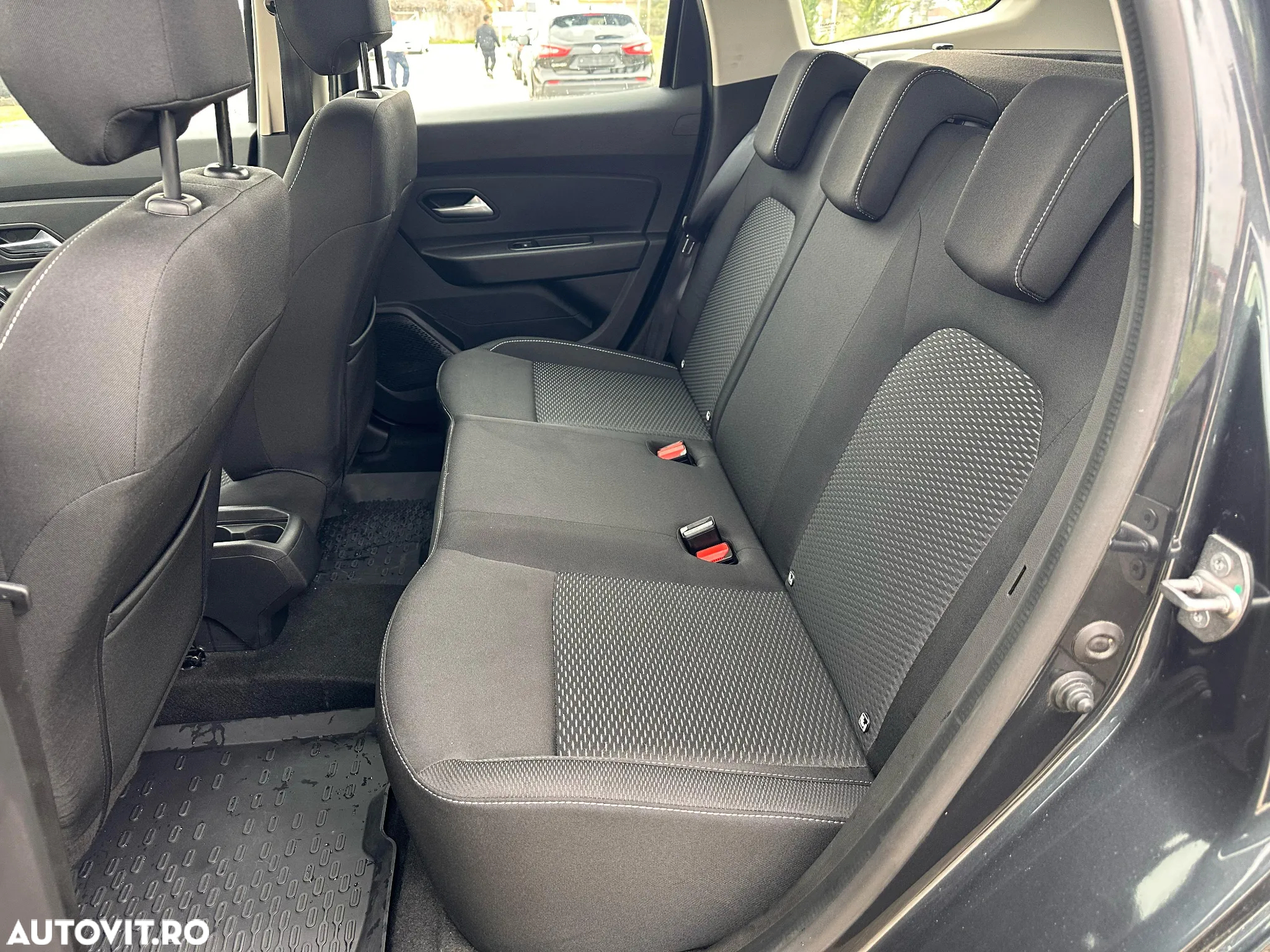 Dacia Duster TCe 100 Comfort - 6