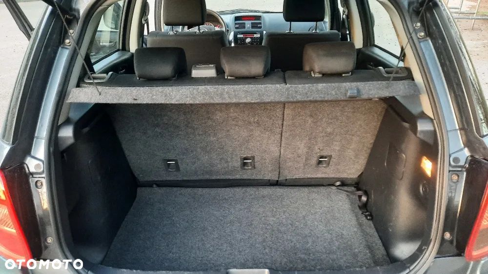 Suzuki SX4 1.6 GLX / Comfort - 15