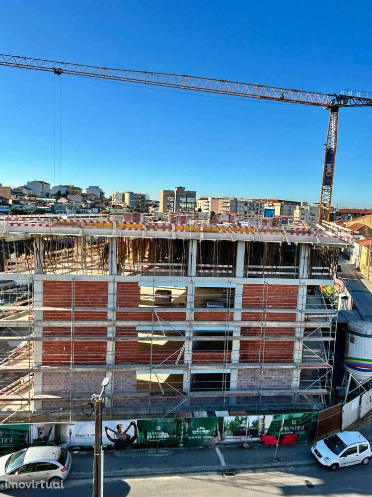 T2 Novo c/ Terraço em Santa Marinha (Coimbrões) - Grande imagem: 3/22