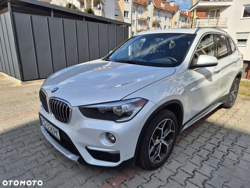 BMW X1 xDrive28i Sport Line - 2