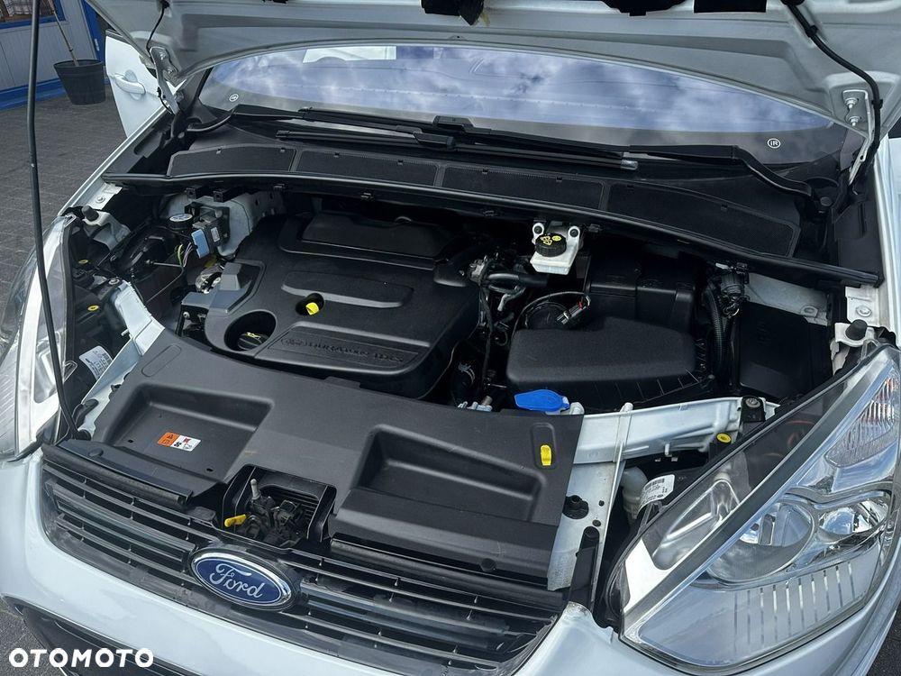 Ford S-Max - 26