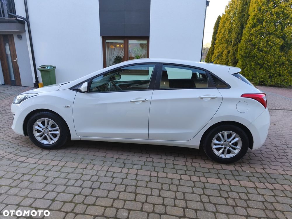 Hyundai i30 1.4 Comfort - 16
