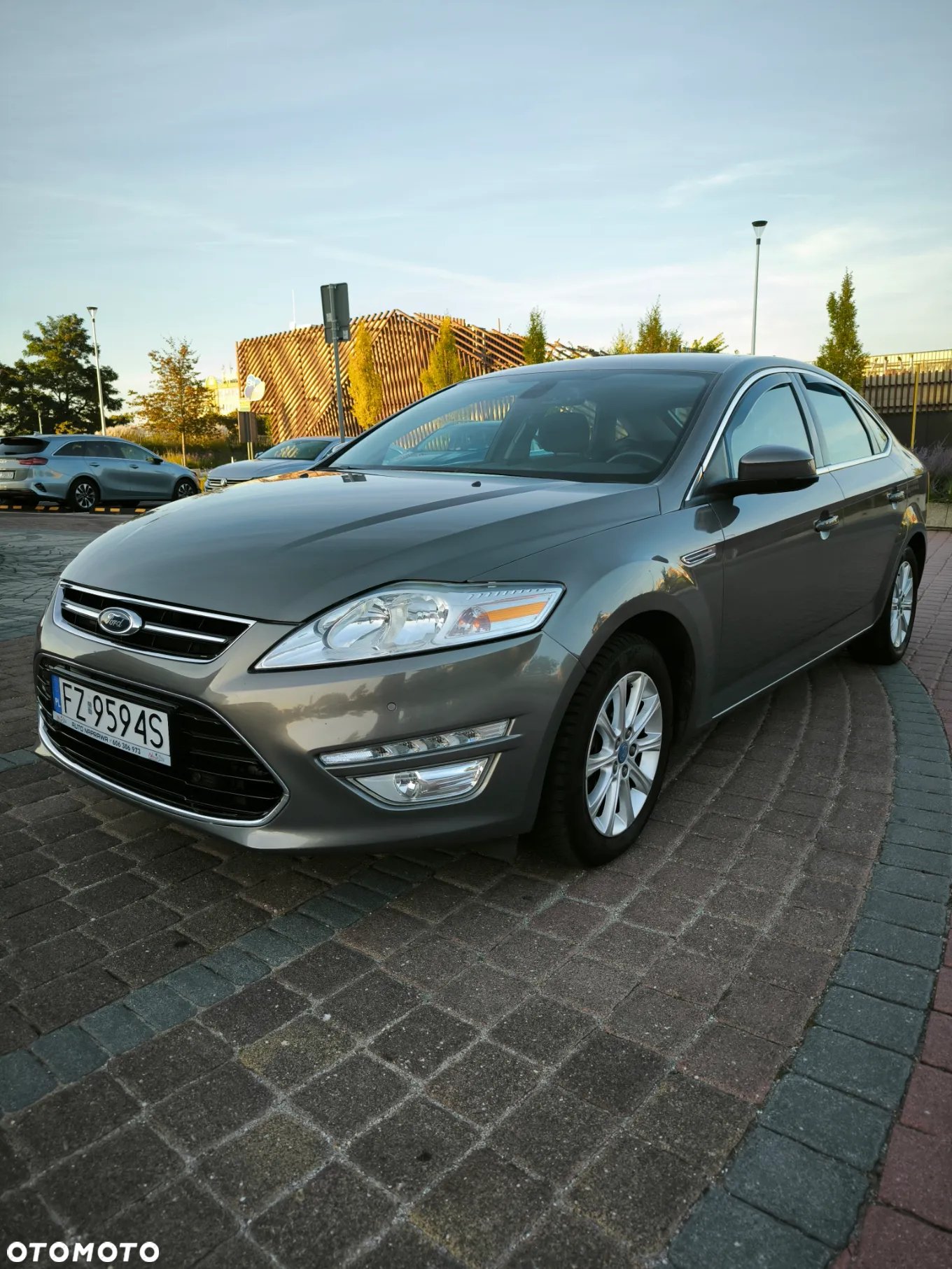 Ford Mondeo - 33