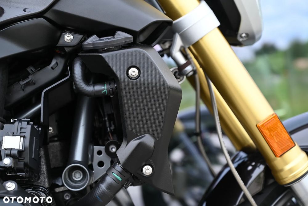 BMW R - 26
