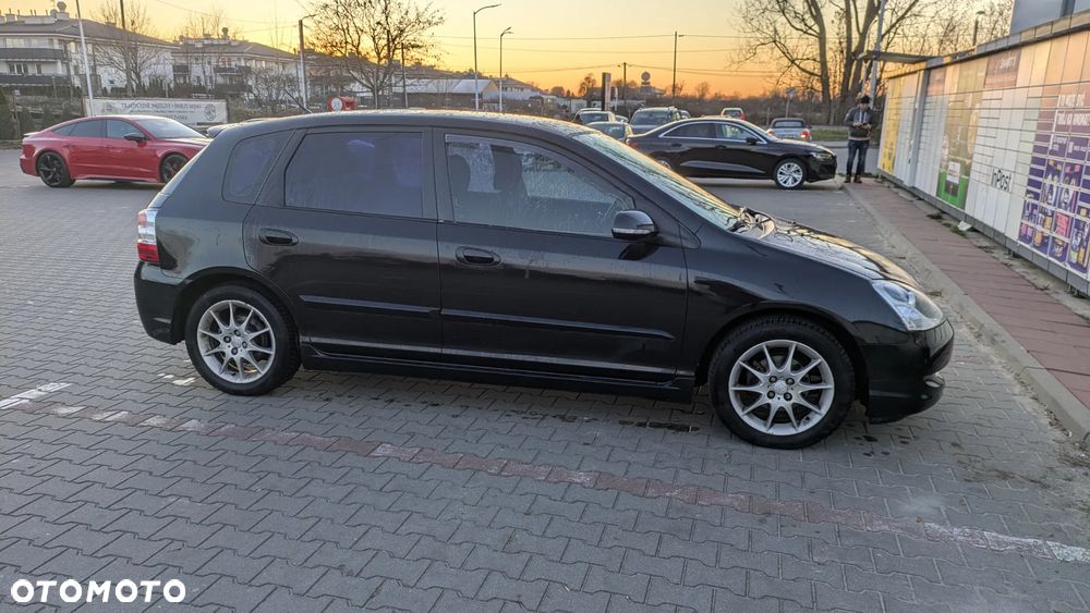 Honda Civic 1.6i ES - 2