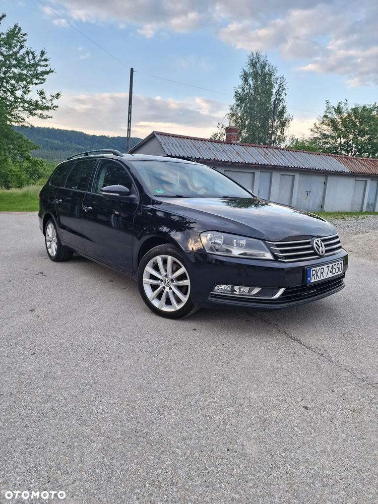 Volkswagen Passat 2.0 TDI Comfortline DSG - 2