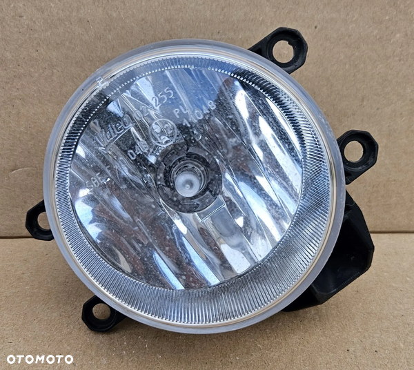 Halogen lampa przeciwmgielna prawa TOYOTA YARIS III COROLLA E17 C-HR AURIS AVENSIS ORYGINAŁ!