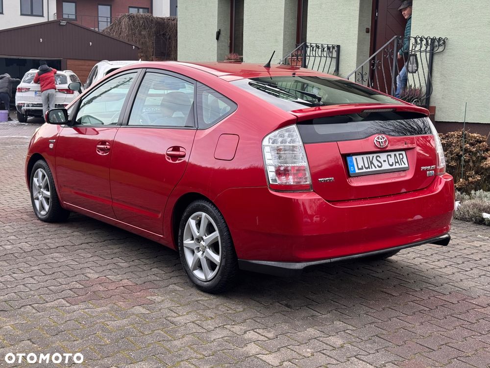 Toyota Prius 1.5 VVT-i Sol (nav) - 3