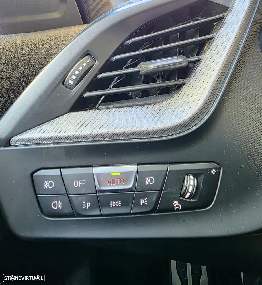 BMW 116 d Pack Desportivo M - 41