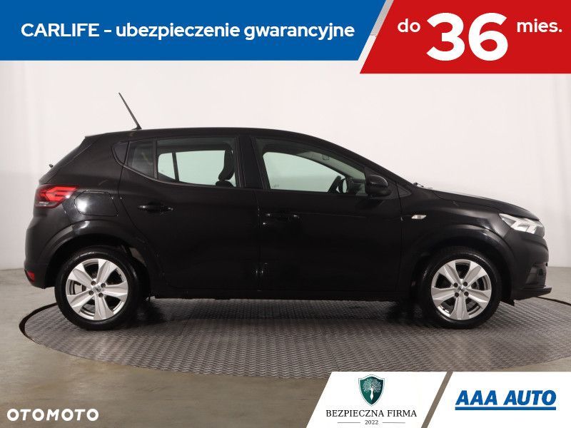 Dacia Sandero - 8