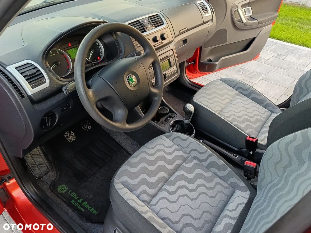 Skoda Fabia - 12