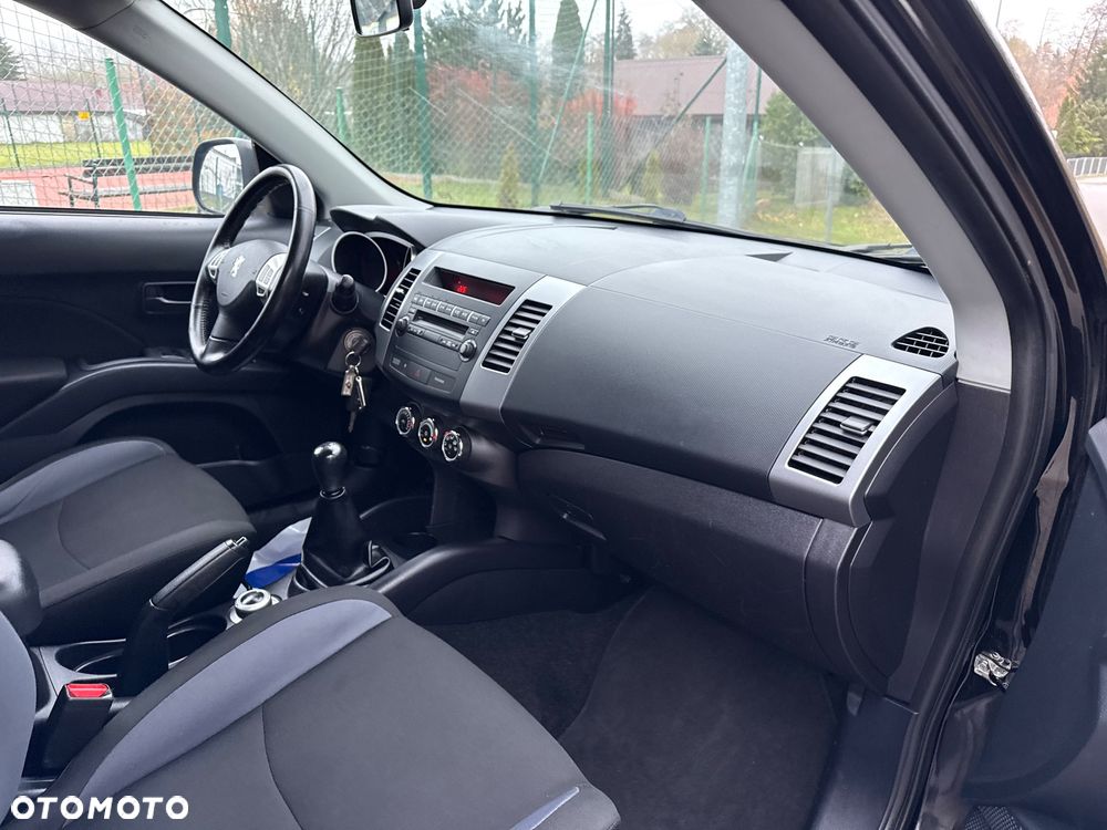 Peugeot 4007 5-Sitzer Sport - 20