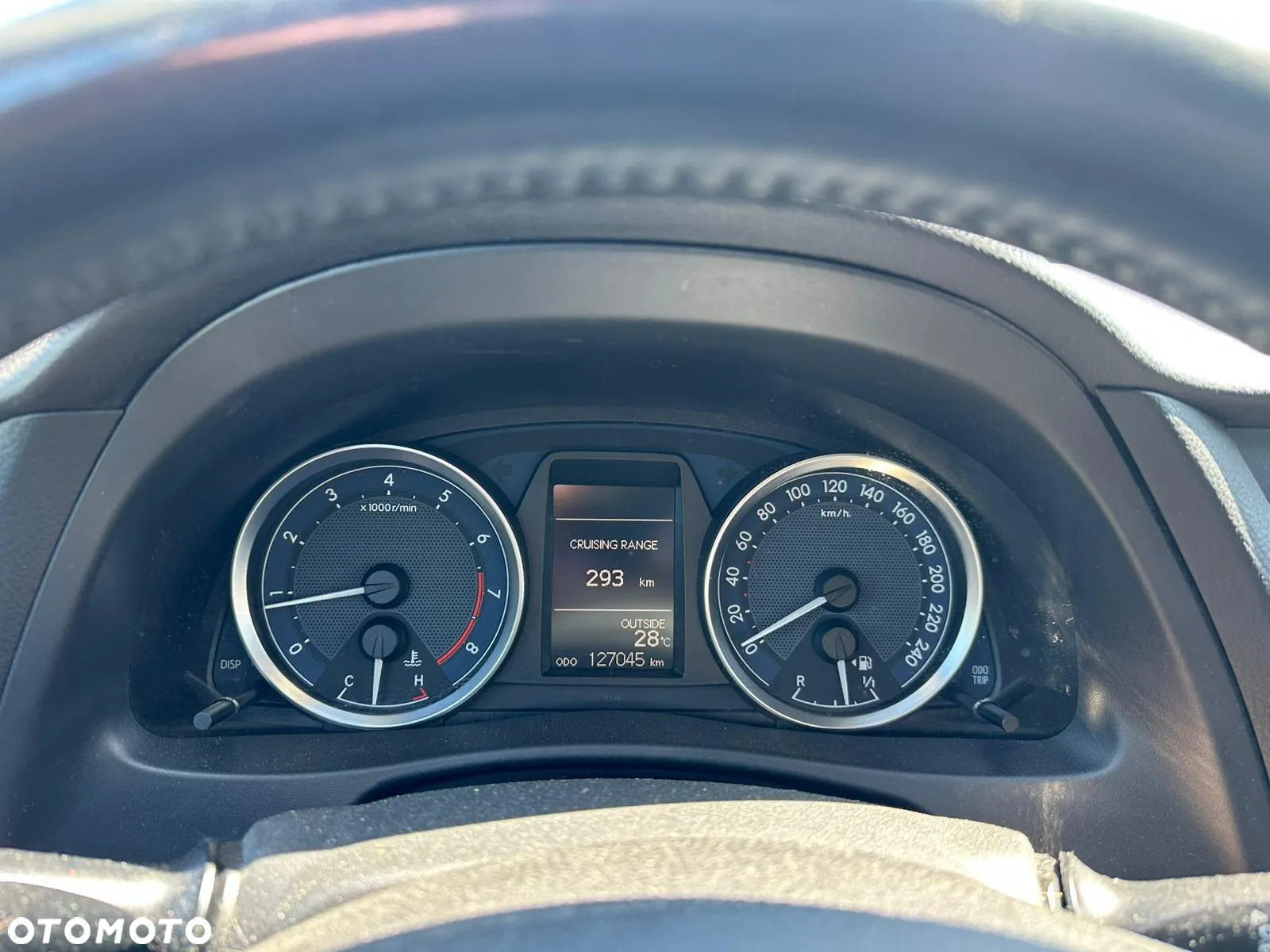 Toyota Auris - 11