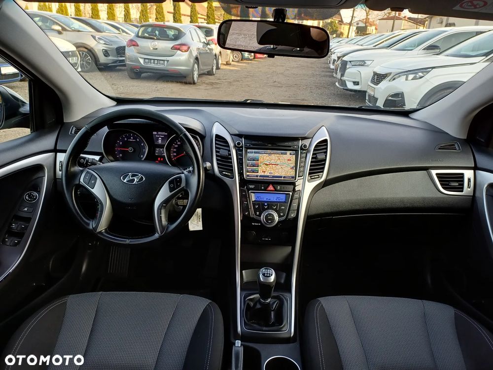 Hyundai i30 1.4 Premium - 19