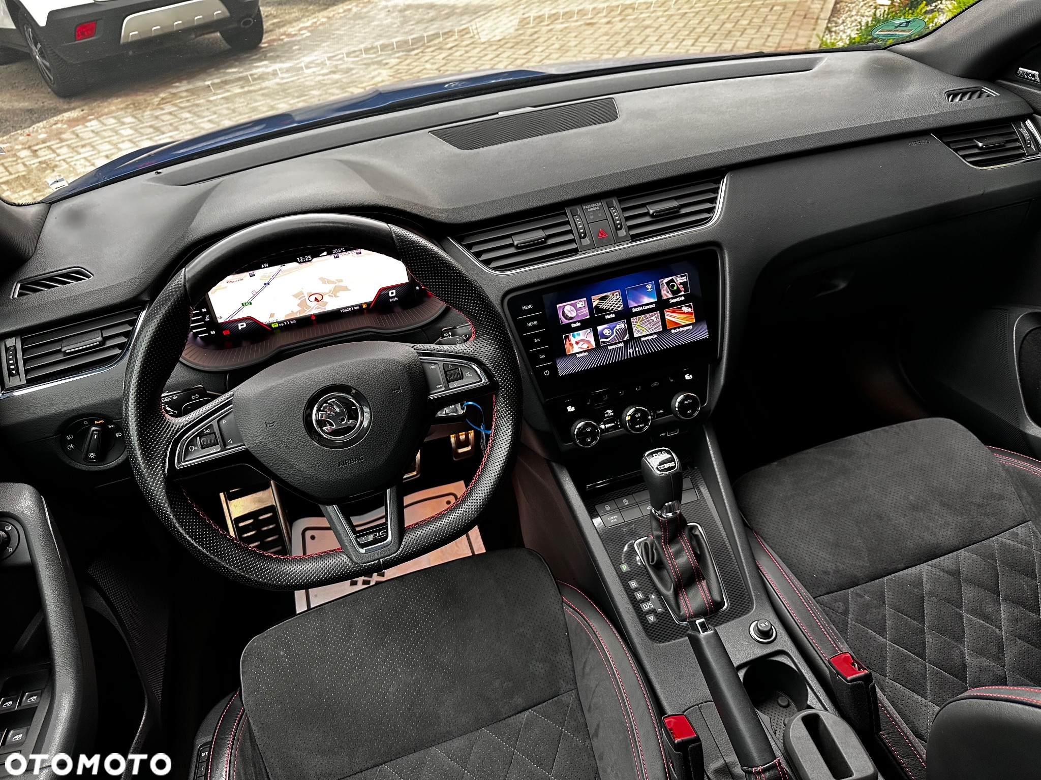 Skoda Octavia 2.0 TSI RS Challenge 245 DSG - 37