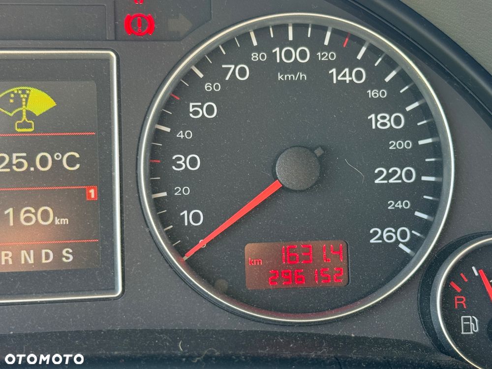 Audi A4 Avant - 11
