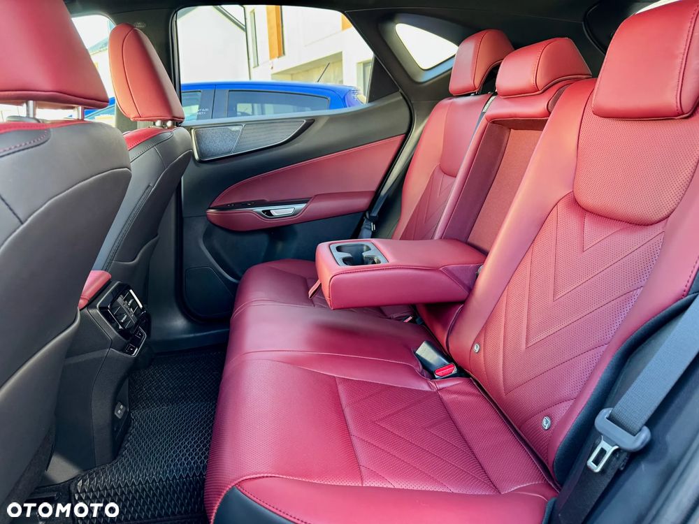 Lexus NX 350h Omotenashi AWD - 10