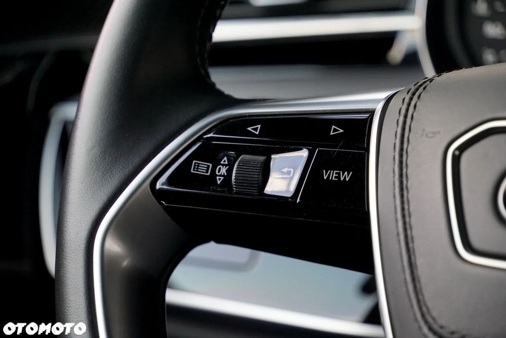 Audi S8 - 29