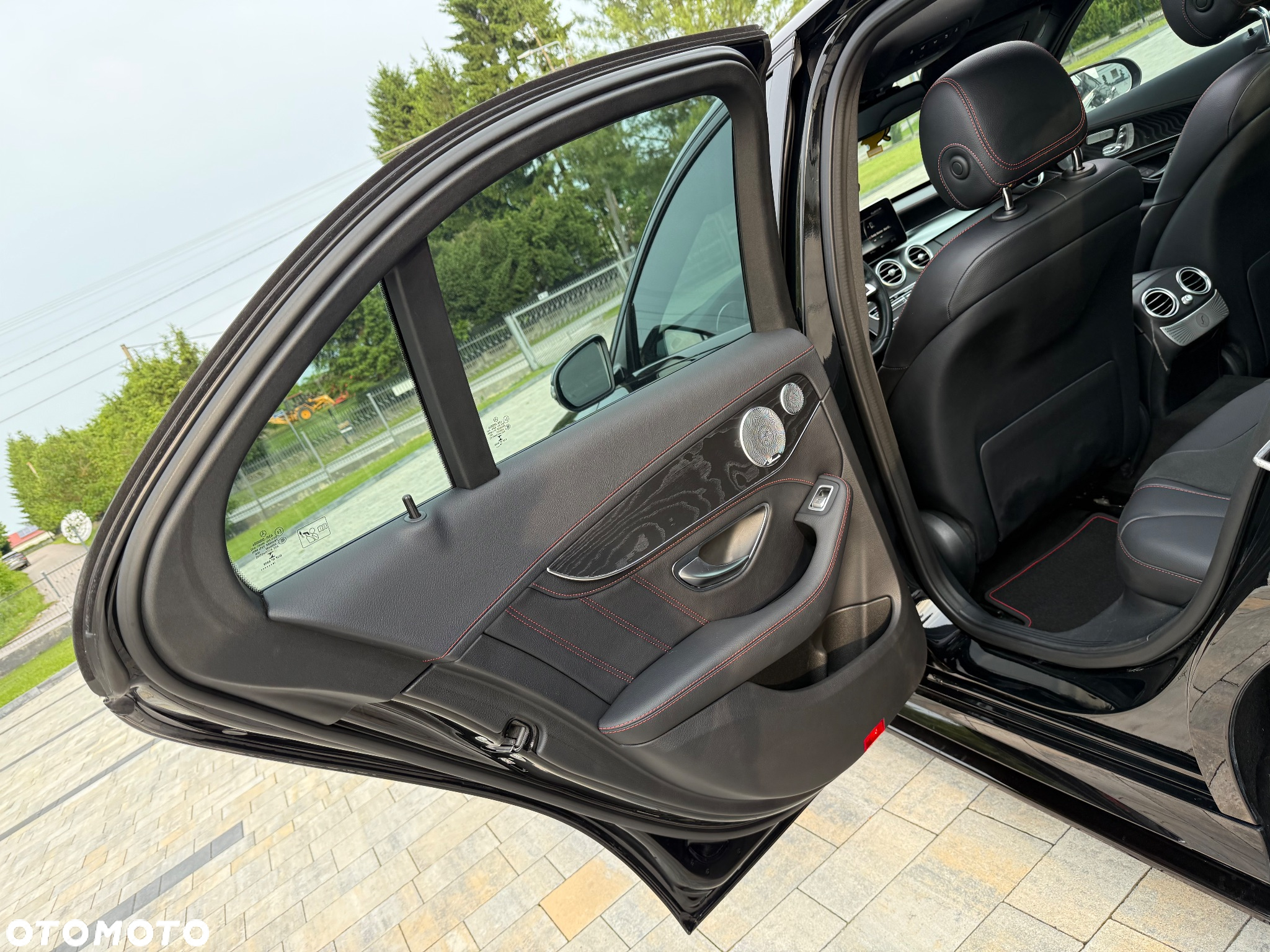 Mercedes-Benz Klasa C AMG 43 4-Matic - 13