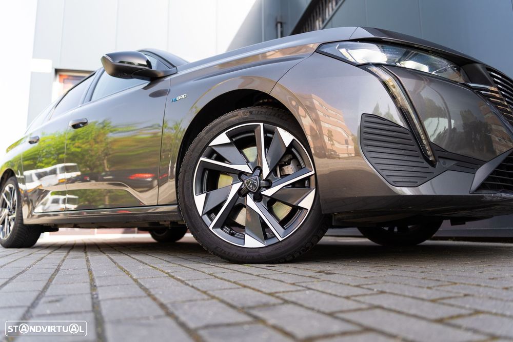 Peugeot 308 SW 1.6 Hybrid Allure Pack e-EAT8 - 28