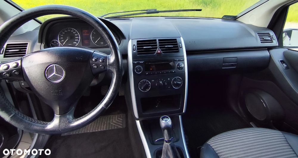 Mercedes-Benz Klasa A 150 Avantgarde - 9