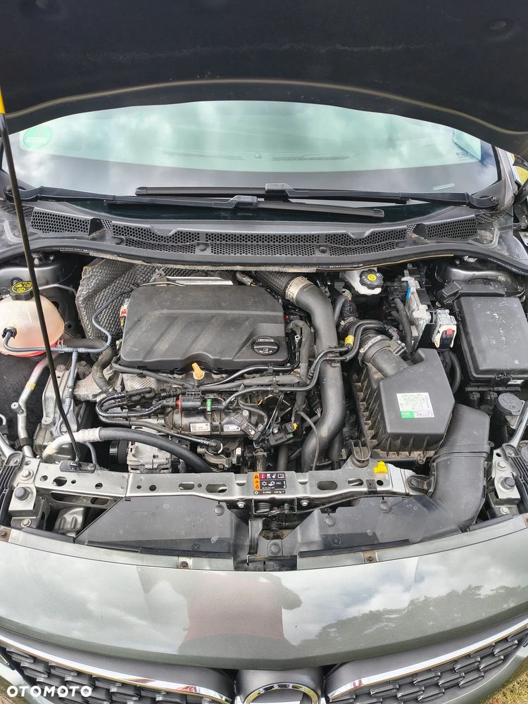 Opel Astra 1.2 Turbo Start/Stop Design&Tech - 16
