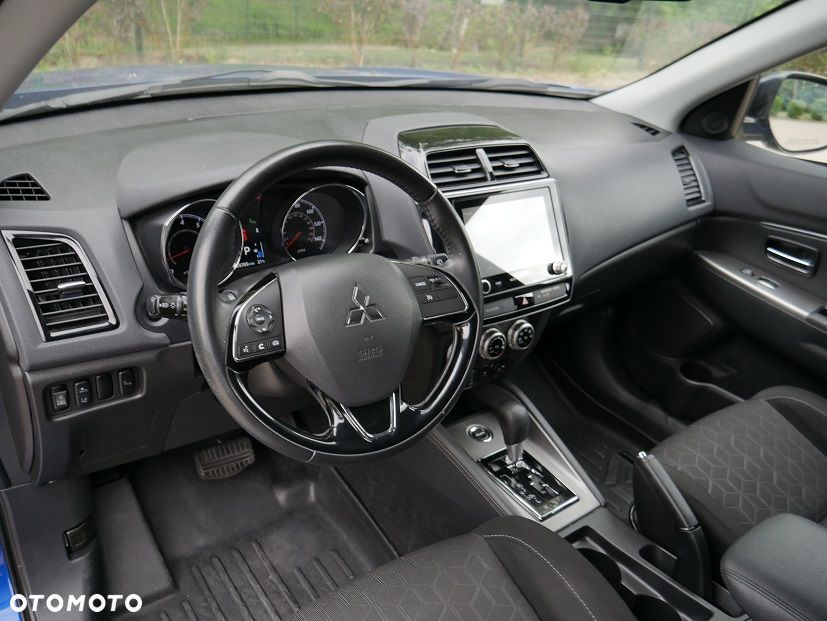 Mitsubishi Outlander 2.0 4WD CVT Top - 19